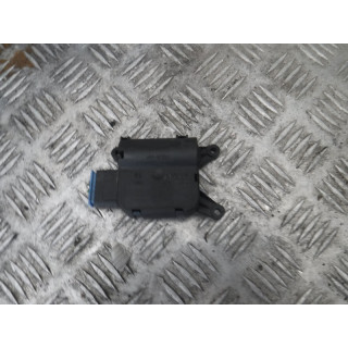 SILNICZEK NAGRZEWNICY AUDI A6 C6 04-08 0132801358