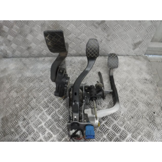 Audi A6 C5 pedały komplet 8D1721117P 8D1721523J