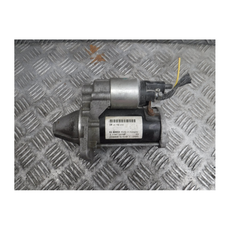 ROZRUSZNIK STARTER OPEL CORSA E 25198414