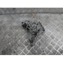 ŁAPA SILNIKA MOCOWANIE PASSAT B6 2.0 03G199207A