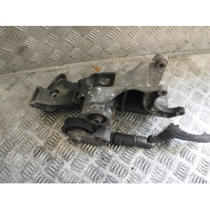 ŁAPA ALTERNATORA VW PASSAT...