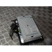 VOLVO V50 WZMACNIACZ 30732053