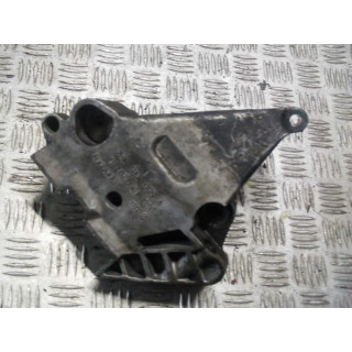 AUDI A3 8P 2.0 TDI ŁAPA SILNIKA 03G199207G