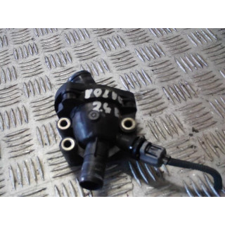 VOLVO V50 2.4 B OBUDOWA TERMOSTATU