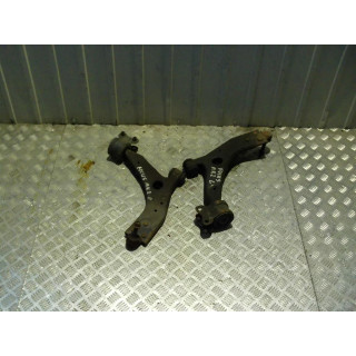 FORD FOCUS MK2 WAHACZ PRZÓD PRAWY/ LEWY