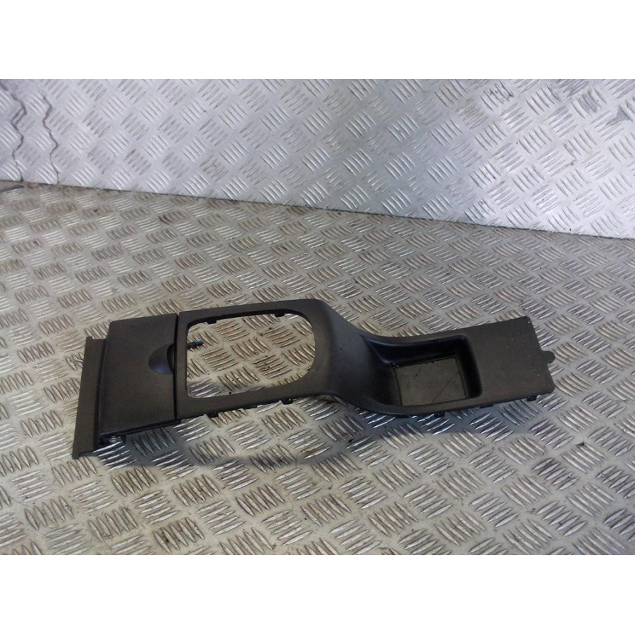 PEUGEOT 207 RAMKA TUNEL