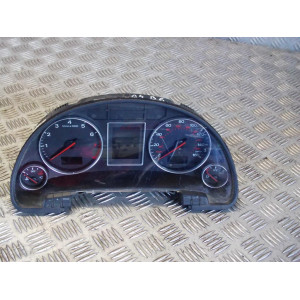 AUDI A4 B6 2.0 B LICZNIK
