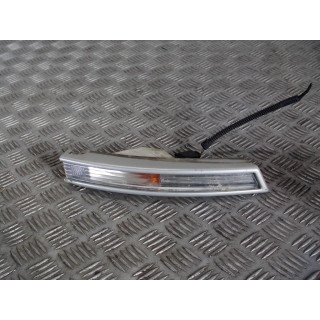 VW PASSAT B6 KIERUNKOWSKAZ PRAWY RAMKA