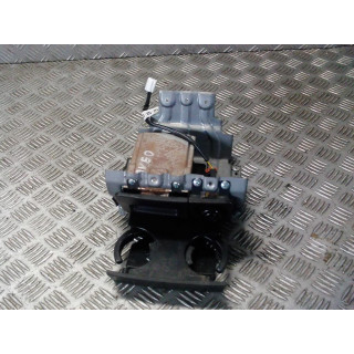 CHEVROLET AVEO T255 UCHWYT NA KUBKI