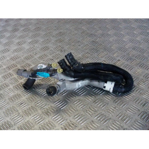 LEXUS IS250 KOLEKTOR WODY