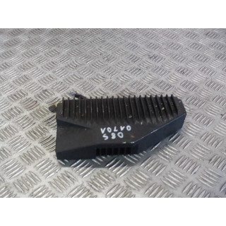 VOLVO S80 I WZMACNIACZ 8673135