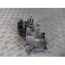 VW PASSAT B6 2.0 TDI ŁAPA ALTERNATORA 03G903103F
