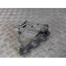 VW PASSAT B6 2.0 TDI ŁAPA SILNIKA 03G199207E