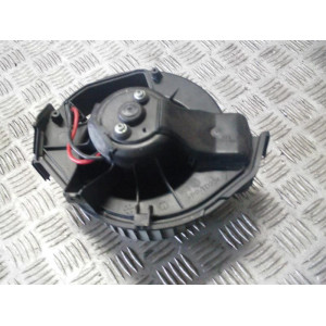AUDI A6 C6 WENTYLATOR NAWIEWU