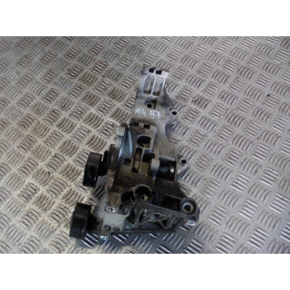 AUDI A4 B7 2.0 TDI ŁAPA ALTERNATORA