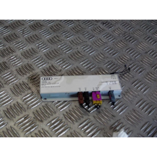 AUDI A4 B7 WZMACNIACZ ANTENY 8E9035225P