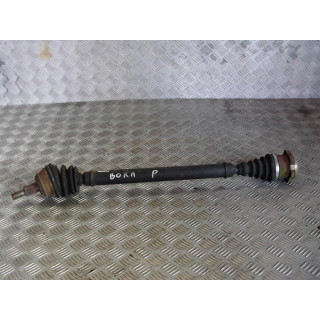 VW BORA 1.6 PÓŁOŚ PRAWA 1J0407272GG