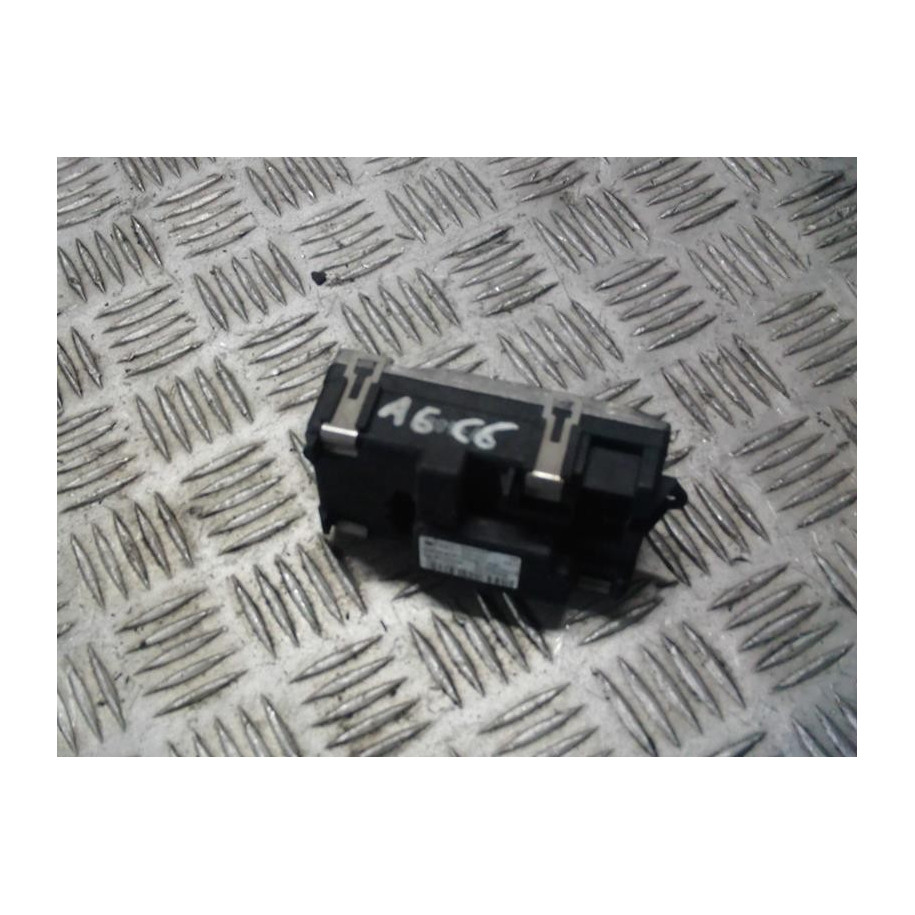 AUDI A6 C6 REZYSTOR NAWIEWU 4F0820521