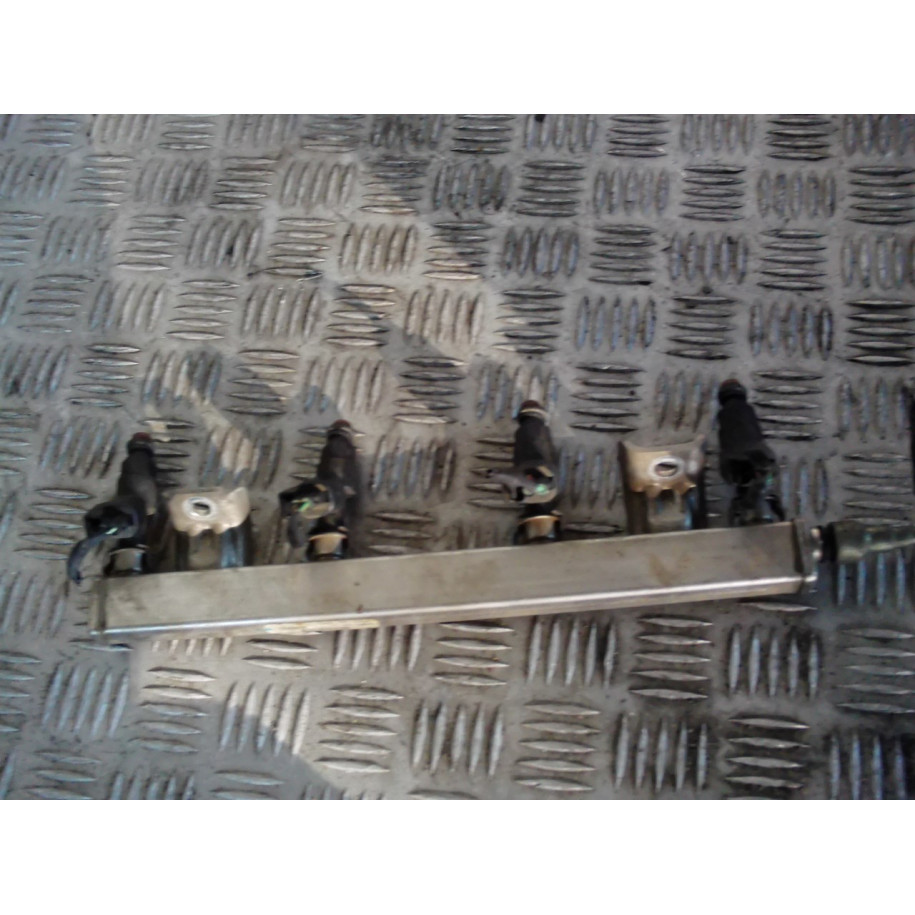 FORD FOCUS MK2 2.0 16V LISTWA WTRYSKI