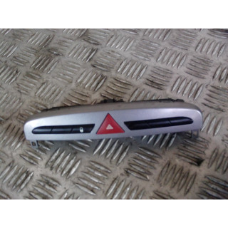 PEUGEOT 308 PRZYCISK AWARYJNYCH