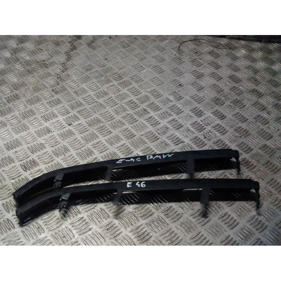 BMW E46 LISTWA POD LAMPĘ PRAWA/ LEWA