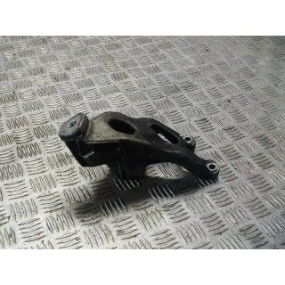 AUDI A6 C6 2.0 TDI ŁAPA SILNIKA 8K0199307AP