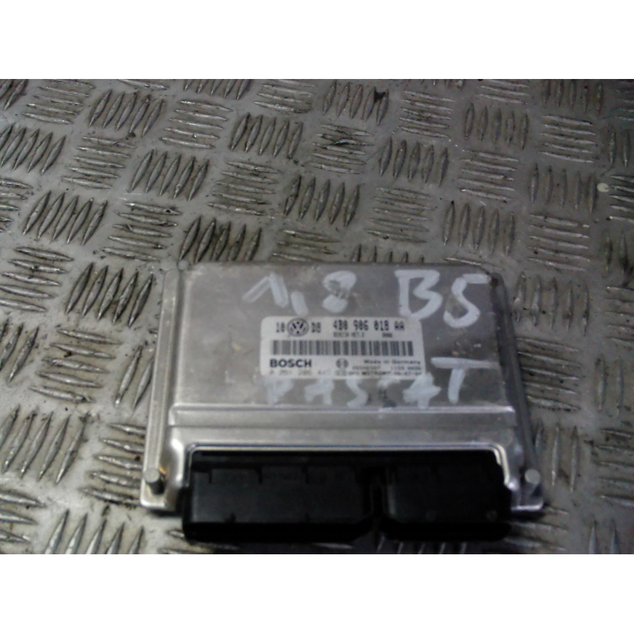 VW PASSAT B5 1.8 T KOMPUTER SILNIKA 4B0906018AA