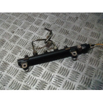 OPEL ANTARA 2.2 CDTI LISTWA WTRYSKOWA CZUJNIK 96868901