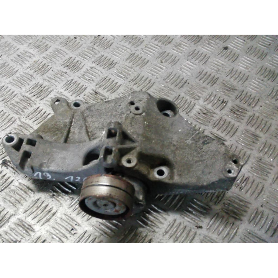 RENAULT MEGANE II 1.9 DCI ŁAPA ALTERNATORA