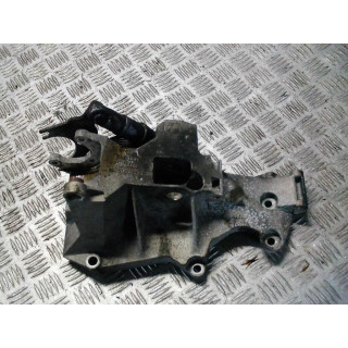 AUDI A4 B6 1.9 TDI ŁAPA ALTERNATORA 038903143AE