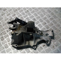 AUDI A4 B6 1.9 TDI ŁAPA ALTERNATORA 038903143AE