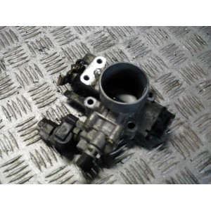TOYOTA AVENSIS T22 1.8...