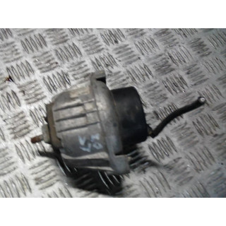 BMW E90 PODUSZKA SILNIKA 139811