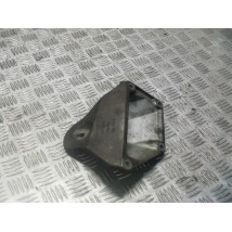 BMW E60 2.2 B ŁAPA SILNIKA 6761111