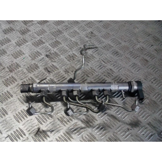 BMW E90 2.0 D LISTWA WTRYSKOWA CZUJNIK 0445214183
