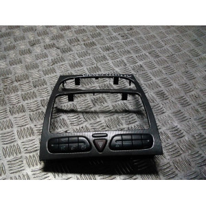 MERCEDES W203 RAMKA RADIA...