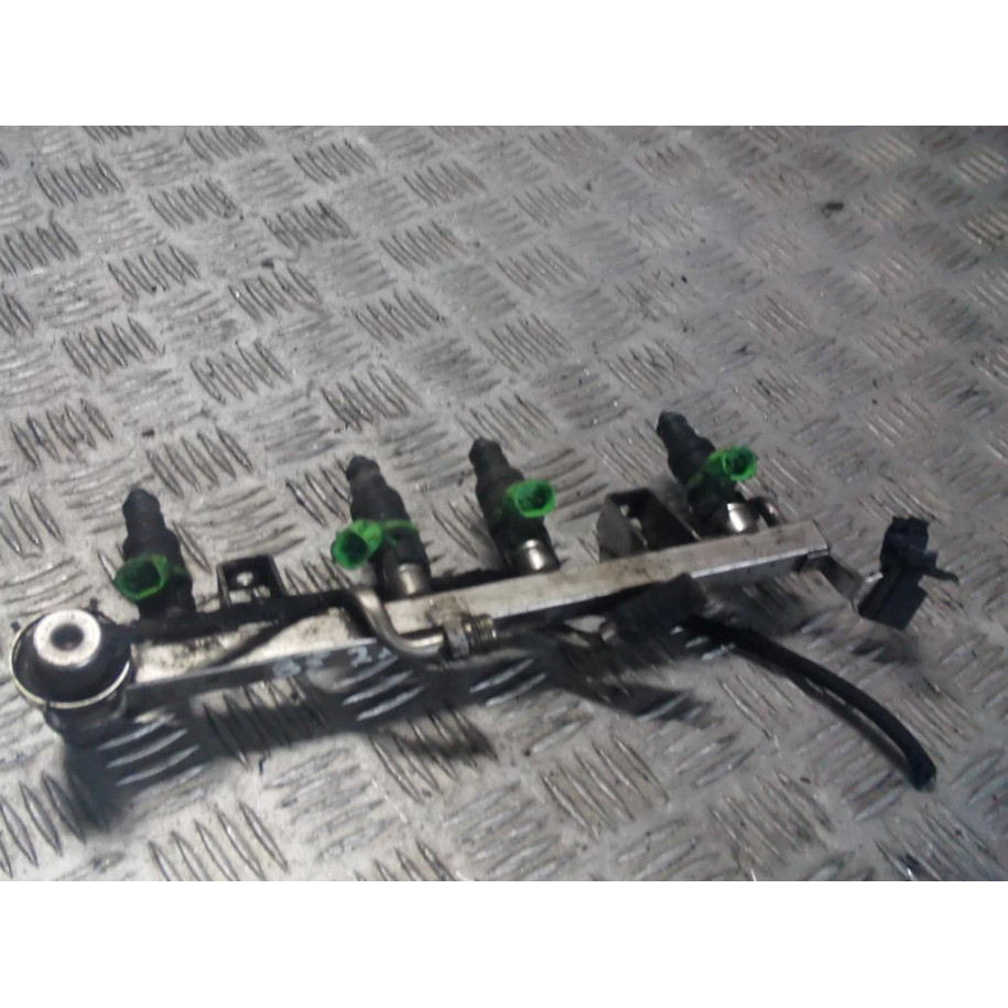 VW PASSAT B5 FL 2.0 B LISTWA WTRYSKI 06B133313M