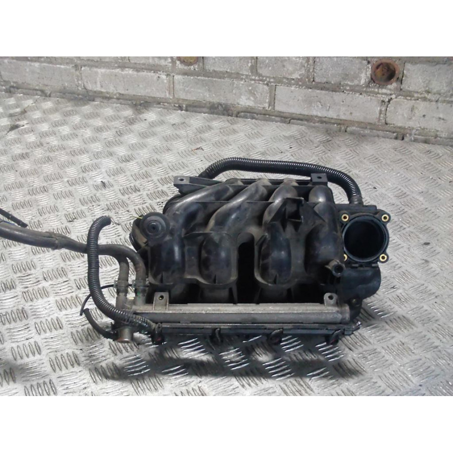 VW GOLF IV 1.4 LISTWA WTRYSKI 036133319AA