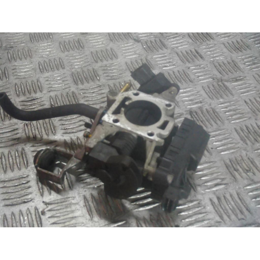 OPEL CORSA C 1.0 PRZEPUSTNICA 0132008602