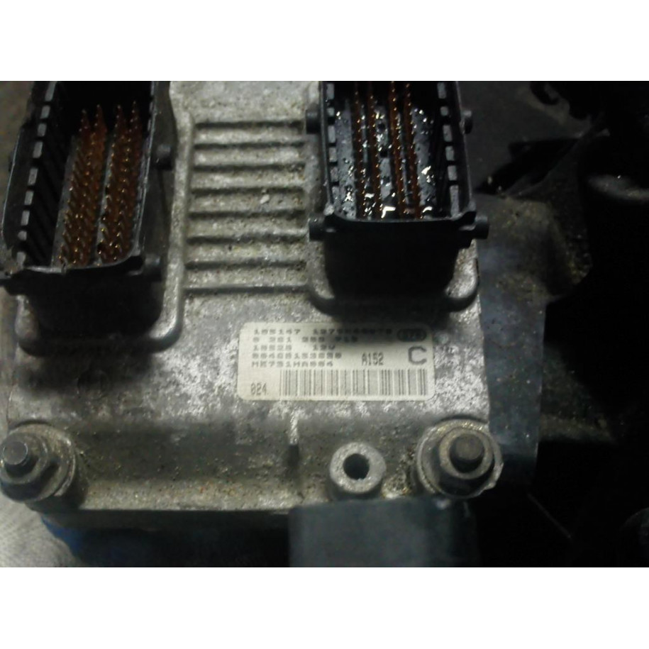 ALFA ROMEO 147 1.6 KOMPUTER SILNIKA 0261206715
