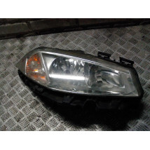 RENAULT MEGANE II LAMPA PRZÓD PRAWA