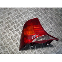 FORD FOCUS MK1 SEDAN LAMPA TYŁ LEWA/ PRAWA