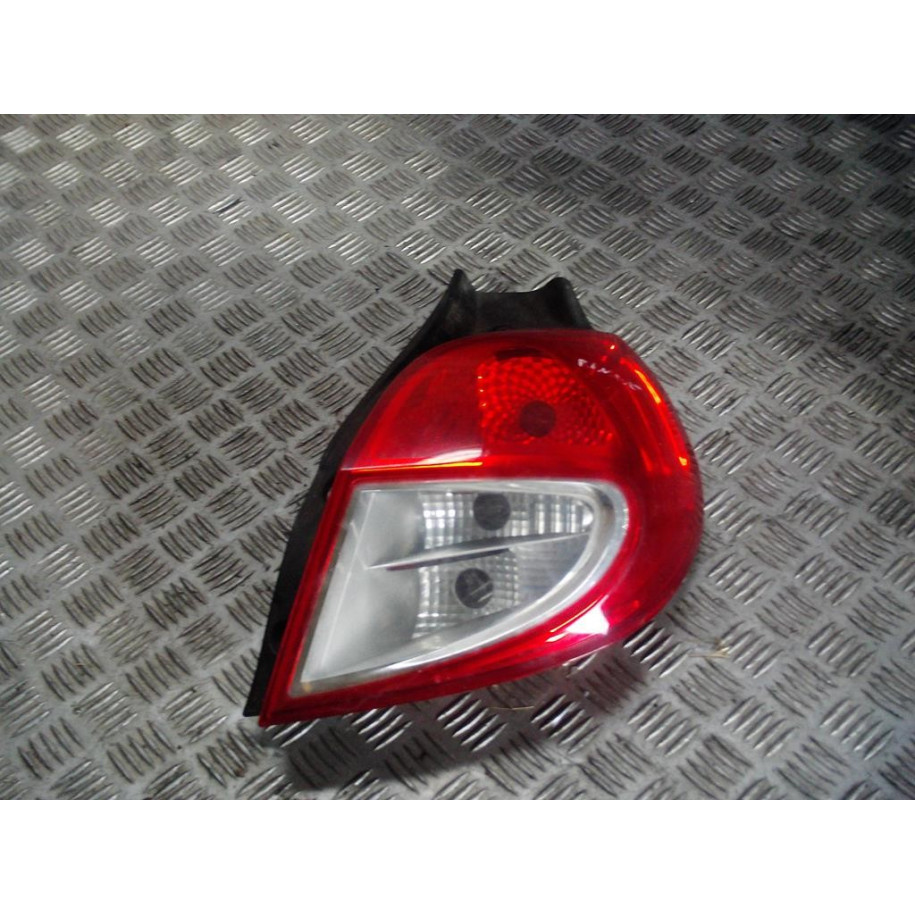 RENAULT CLIO III LIFT LAMPA TYŁ PRAWA