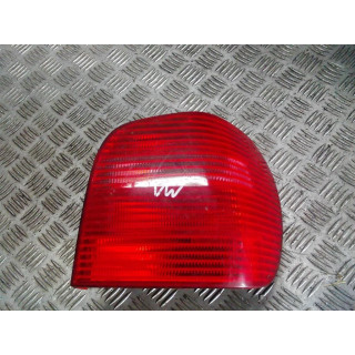 VW POLO III LIFT LAMPA TYŁ PRAWA/ LEWA