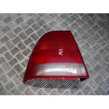 VW BORA LAMPA TYŁ PRAWA