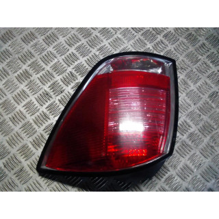 OPEL ASTRA H KOMBI LAMPA TYŁ PRAWA/ LEWA