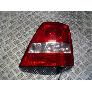 KIA SORENTO I LAMPA TYŁ PRAWA