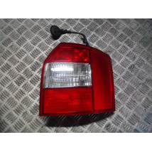 AUDI A4 B6 KOMBI LAMPA TYŁ PRAWA