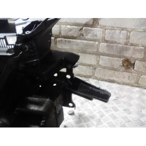 VW PASSAT B6 2.0 TDI CR PAS PRZEDNI KOMPLETNY