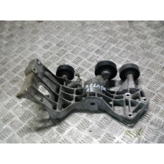 MERCEDES W169 1.5 ŁAPA ALTERNATORA